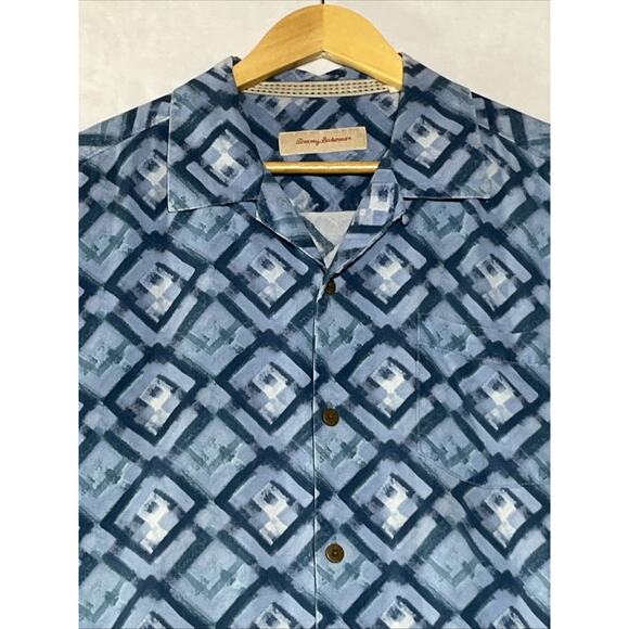 Tommy Bahama Silk Shirt Mens Large Blue Geometric Button Up Short Sleeve Casual - Picture 3 of 10